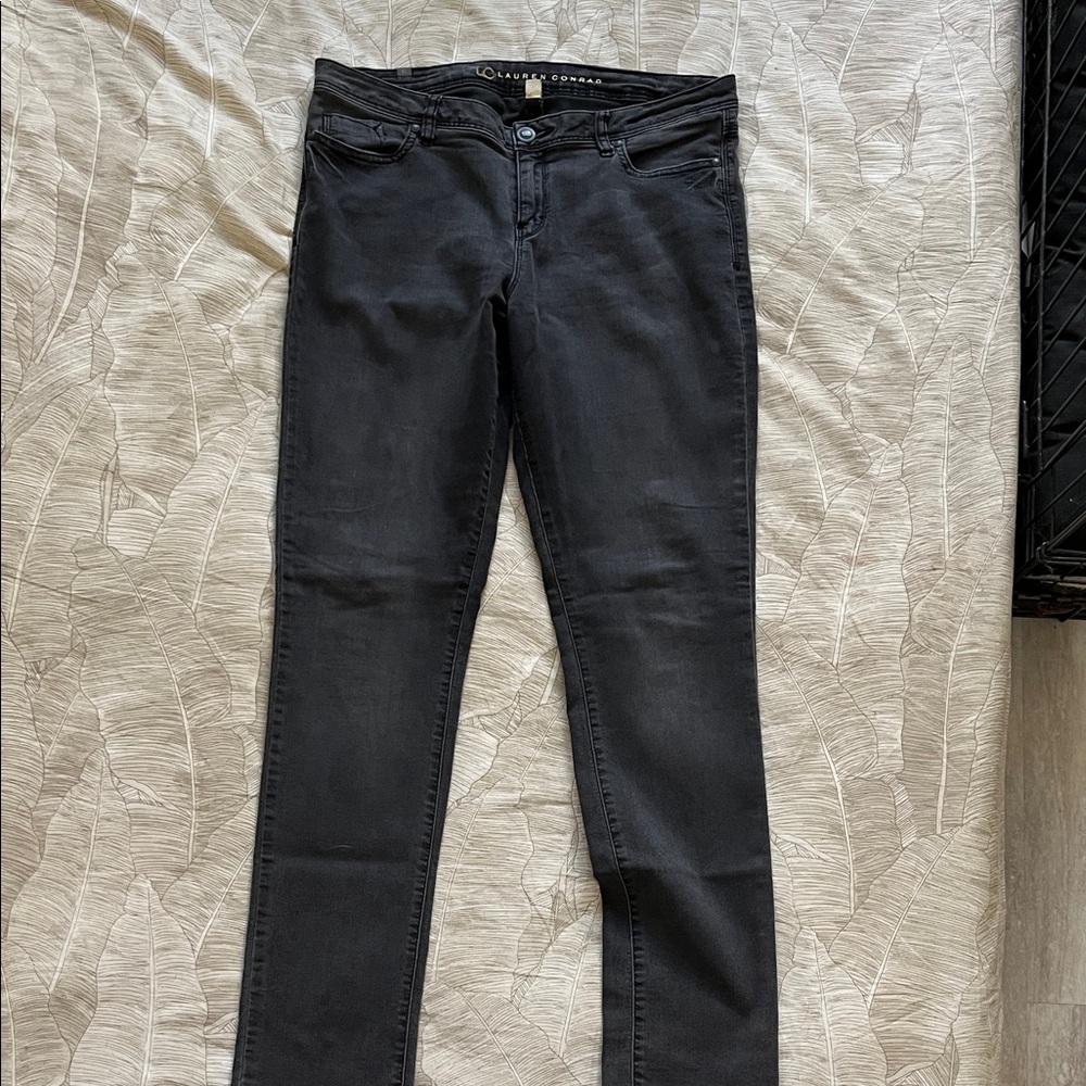 LC Lauren Conrad Black Skinny Jeans with Slim Fit